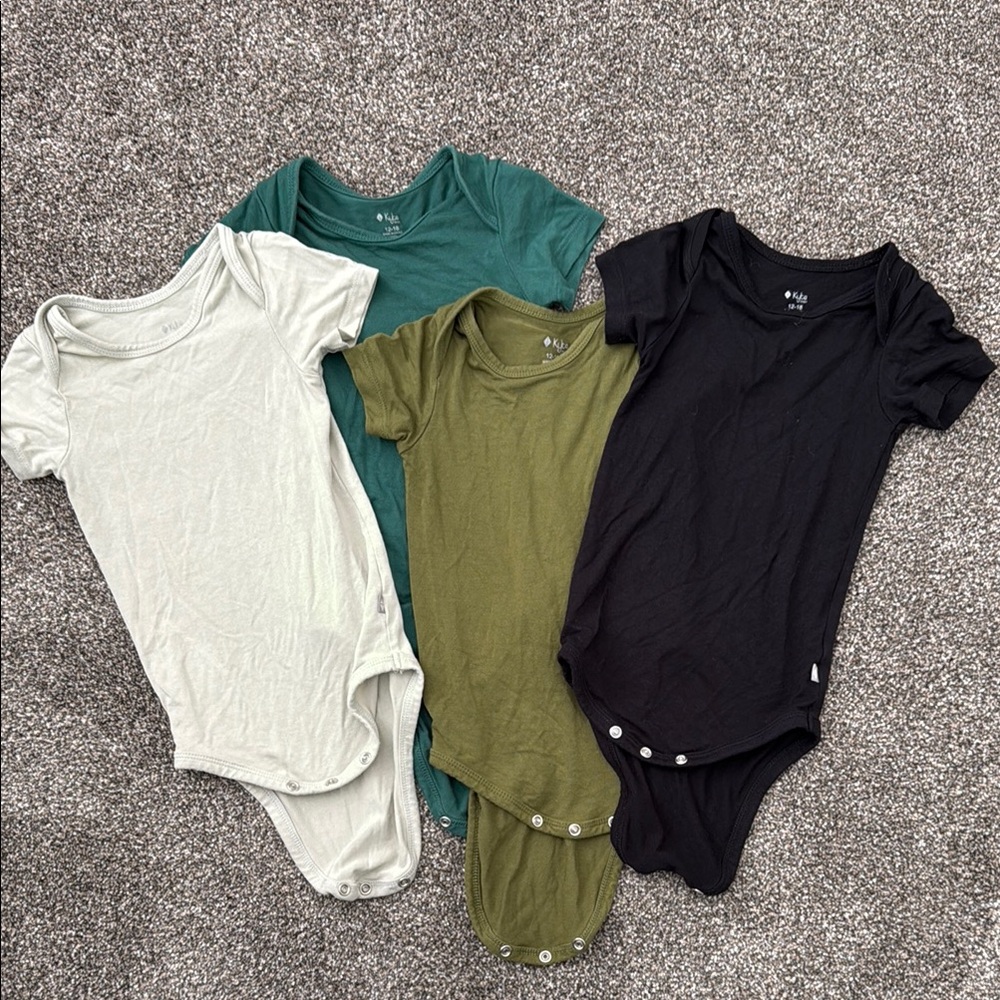 Kyte Baby bodysuit bundle